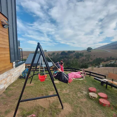 Wild Nest Bear Holiday home Zlatibor