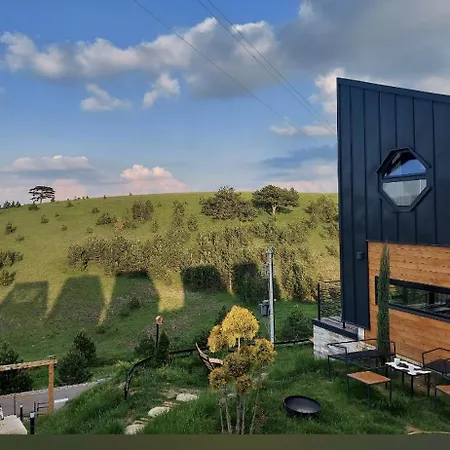 Wild Nest Bear Holiday home Zlatibor